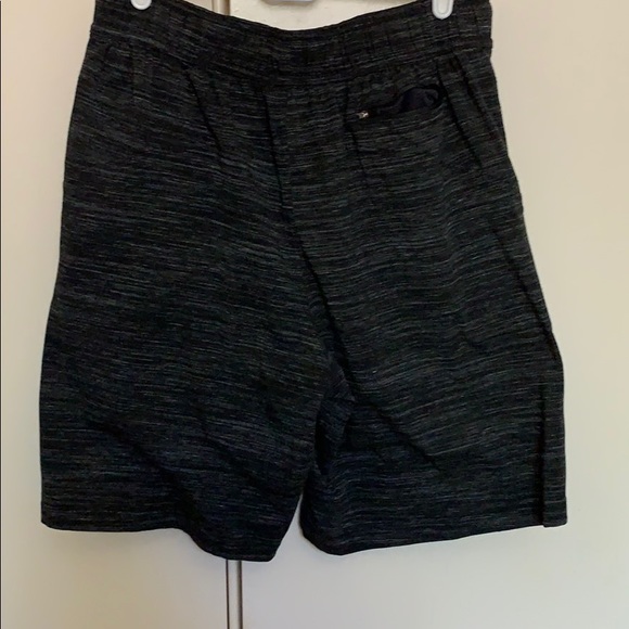 90 Degree Men’s Shorts - Picture 2 of 3
